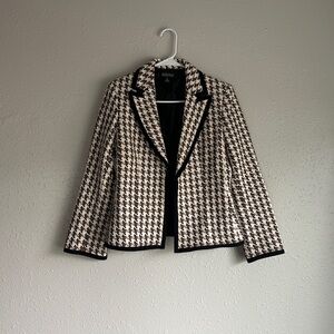 Kasper Houndstooth Blazer - Black and Cream